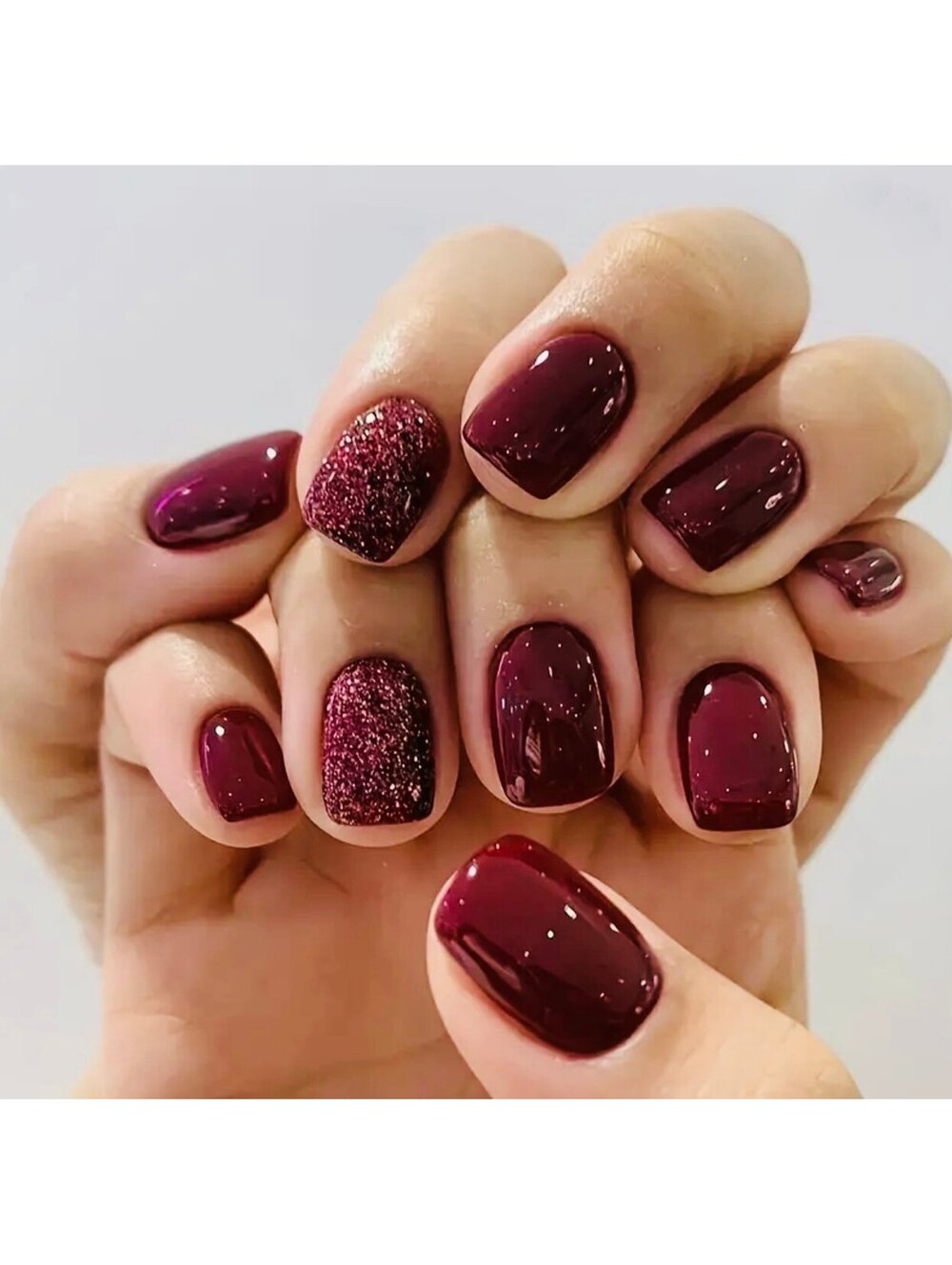 New - 24pcs - Glossy Maroon Glitter Short Square Reusable -Press-On-Nails